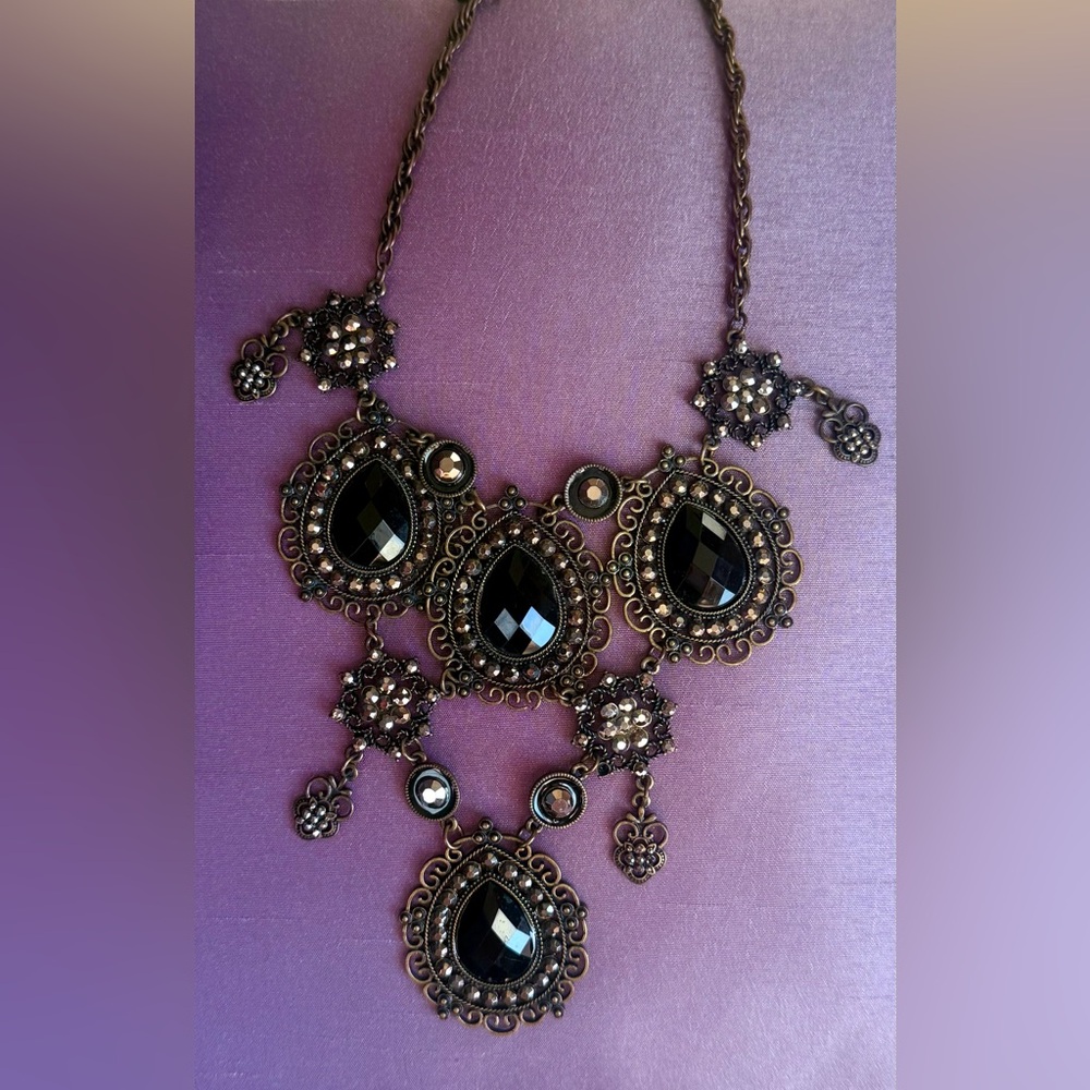 Vintage-Inspired Black and Gold Necklace